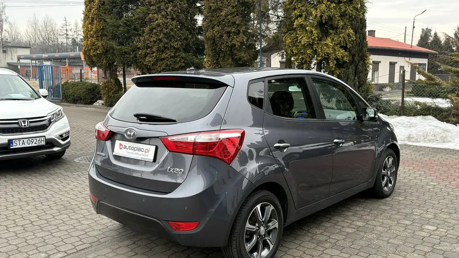 HYUNDAI ix20 -