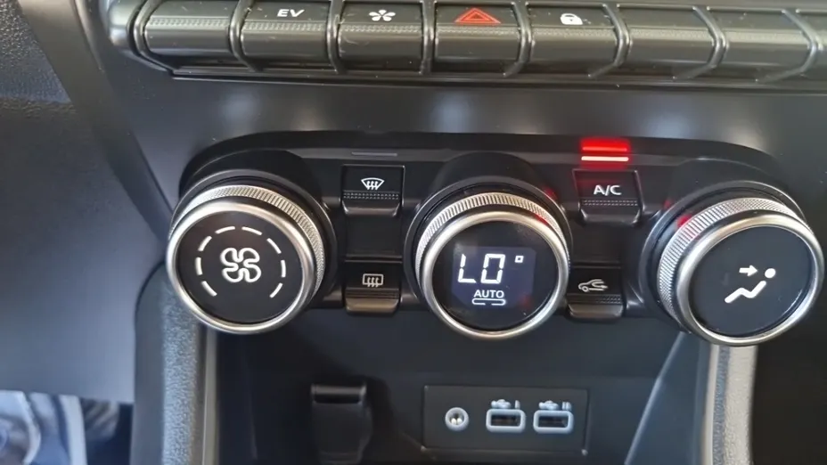 RENAULT Captur -