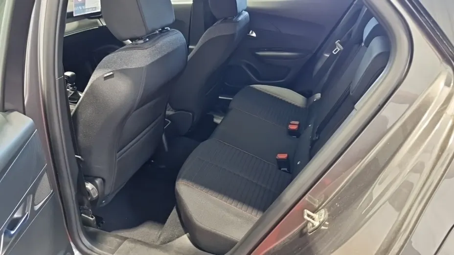 PEUGEOT 2008 -