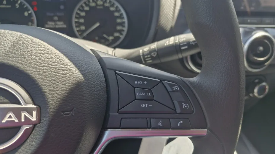 NISSAN Juke -