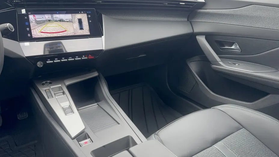 PEUGEOT 408 408 1.2 PureTech mHEV Business S&S e-DSC6 Nowy