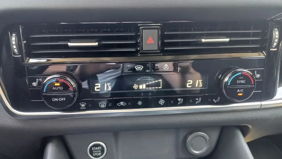 NISSAN Qashqai Qashqai 1.3 DIG-T mHEV N-Connecta