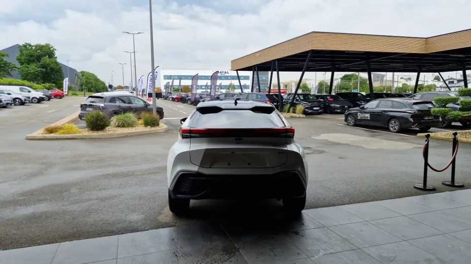 TOYOTA C-HR -