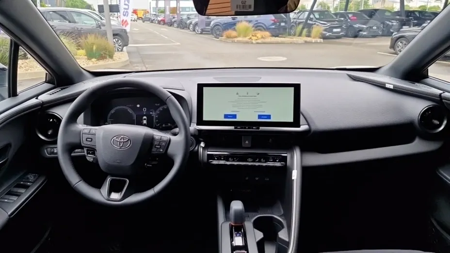 TOYOTA C-HR -