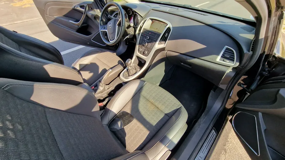 OPEL Astra -