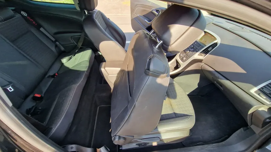 OPEL Astra -