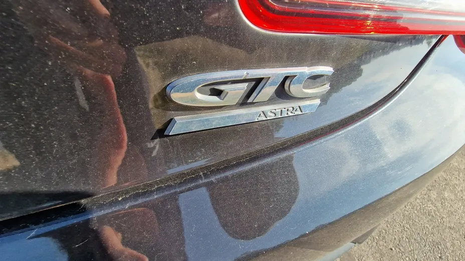OPEL Astra -