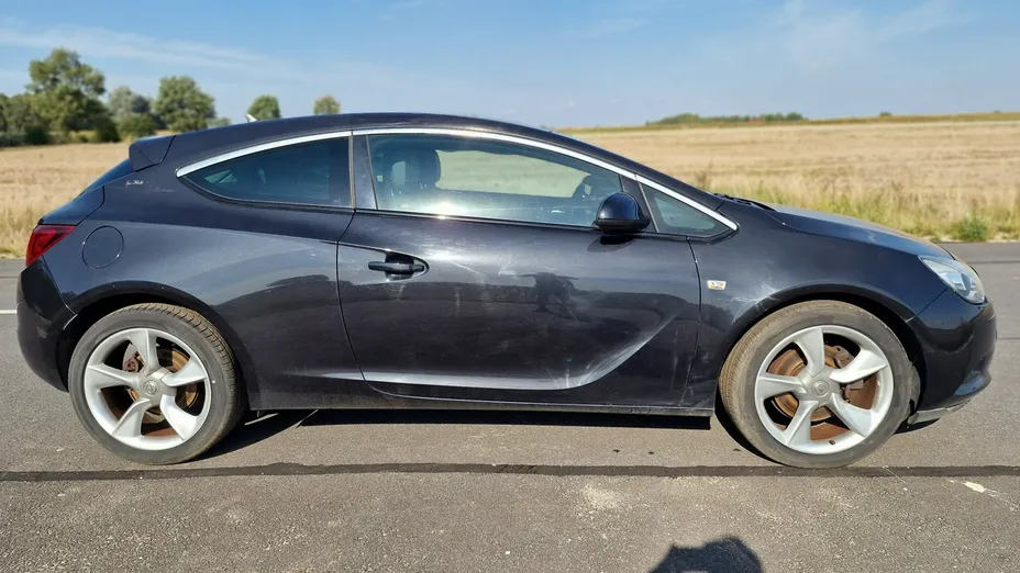 OPEL Astra -