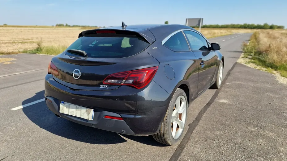 OPEL Astra -