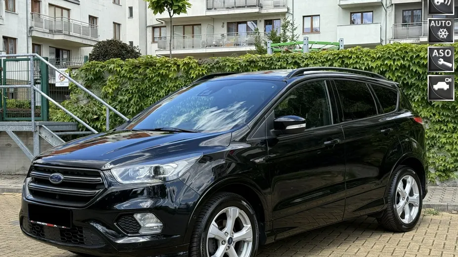 FORD Kuga -