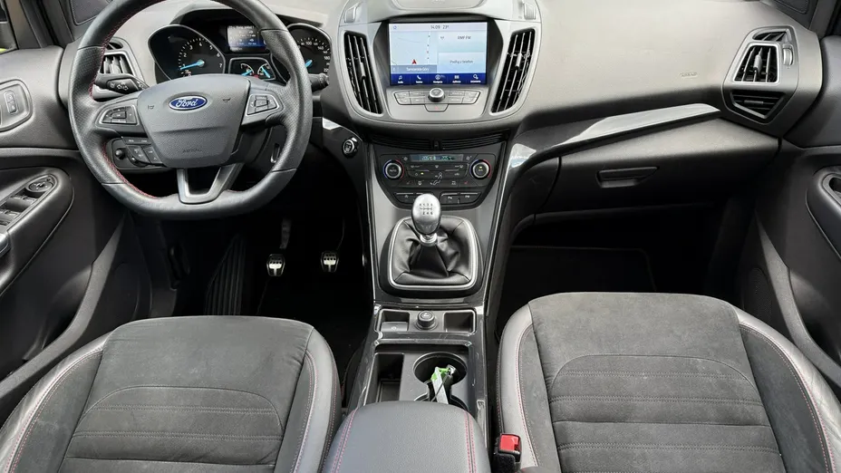 FORD Kuga -