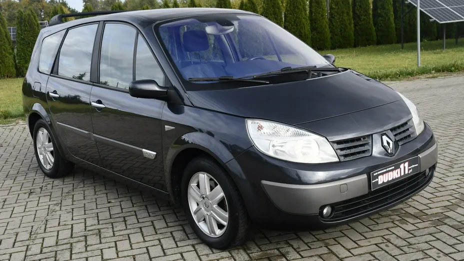 RENAULT Grand Scenic -