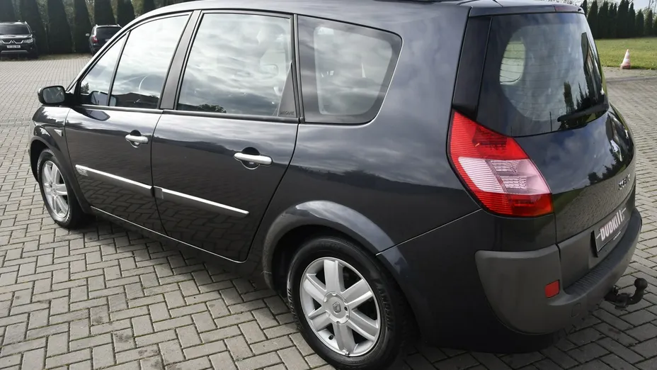 RENAULT Grand Scenic -