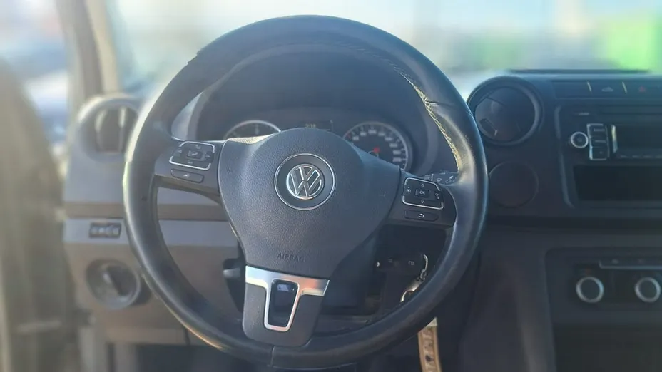 VOLKSWAGEN Amarok -