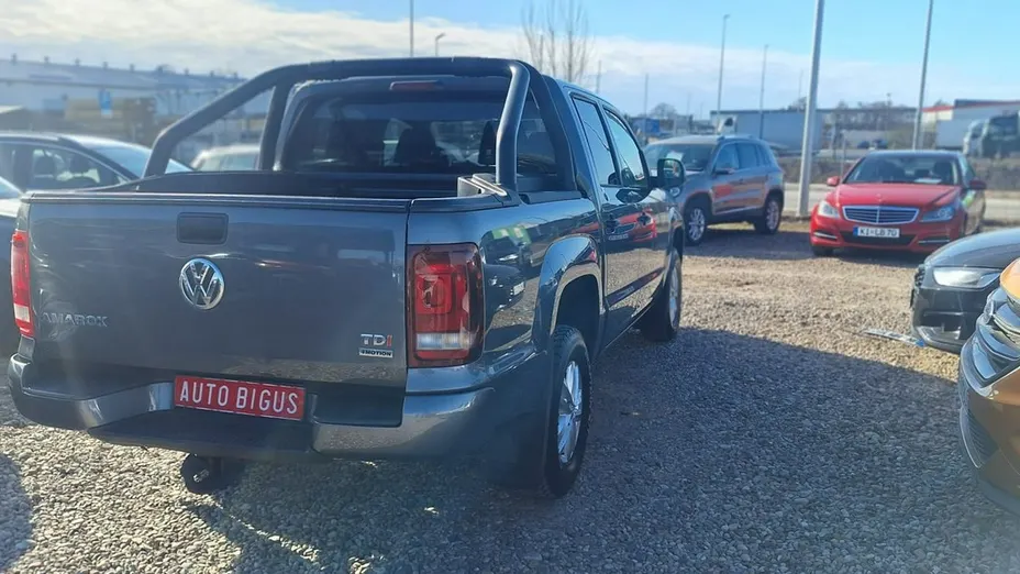 VOLKSWAGEN Amarok -