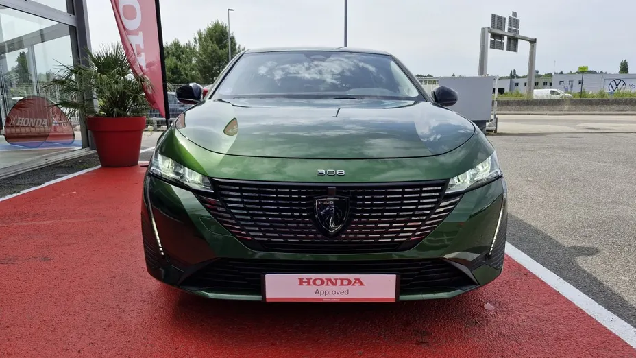 PEUGEOT 308 -