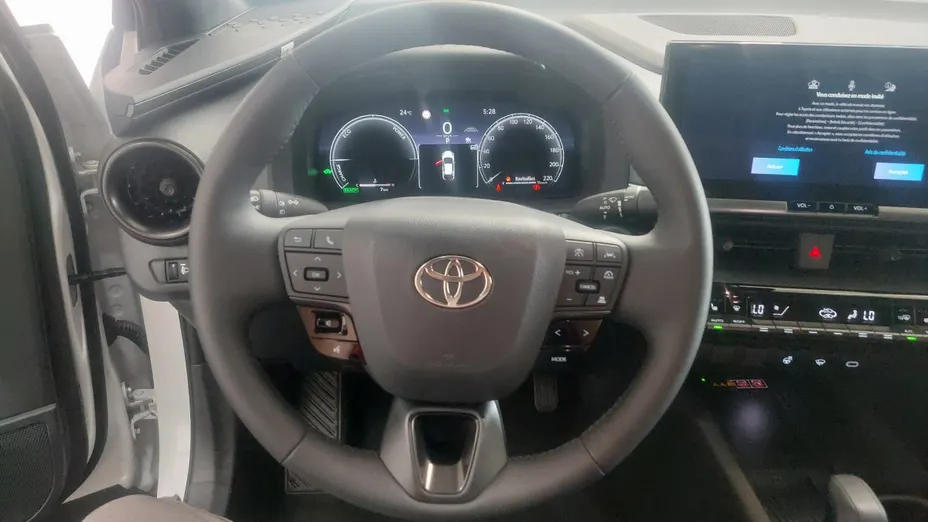 TOYOTA C-HR -