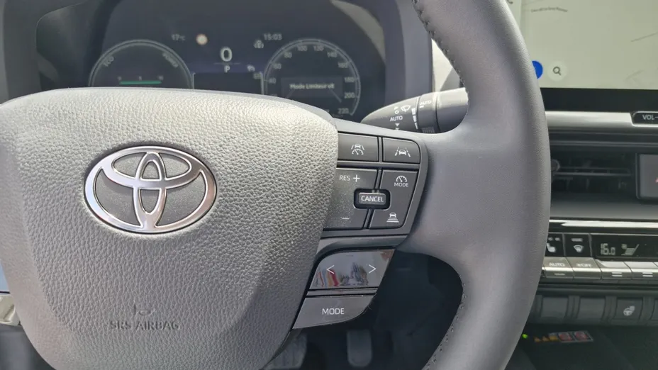TOYOTA C-HR -