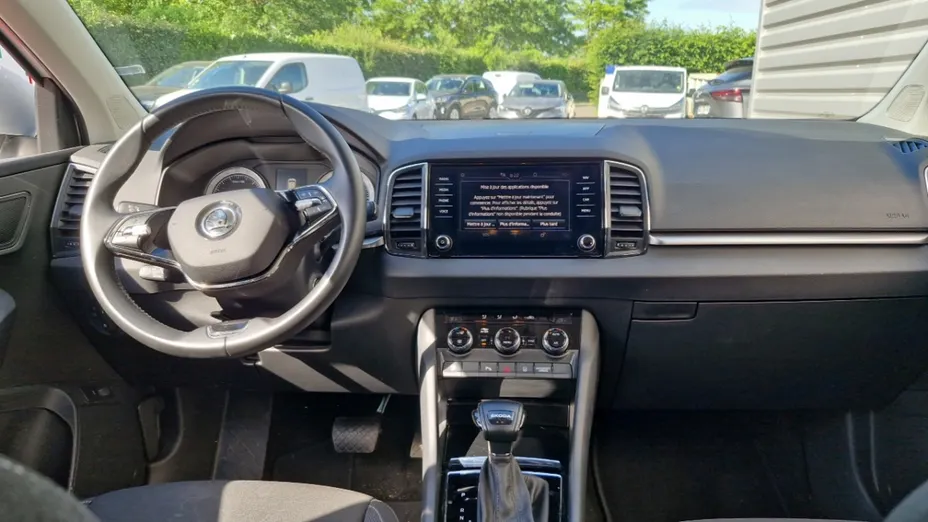SKODA Karoq -