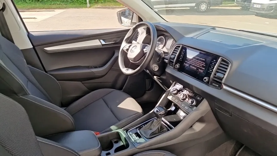 SKODA Karoq -