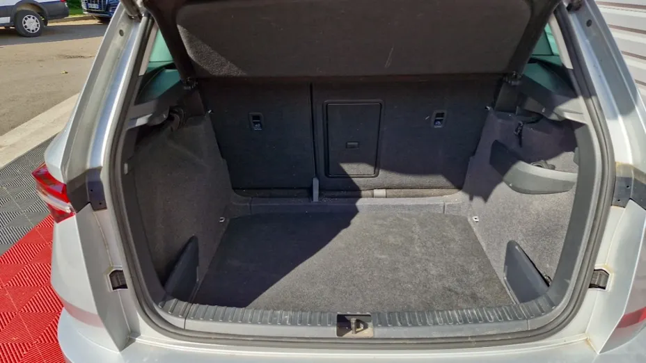 SKODA Karoq -