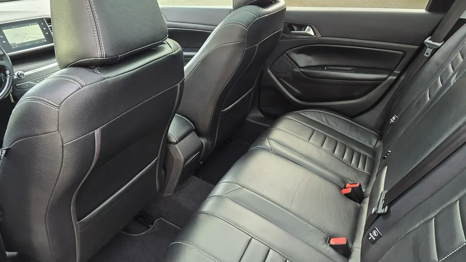 PEUGEOT 308 -