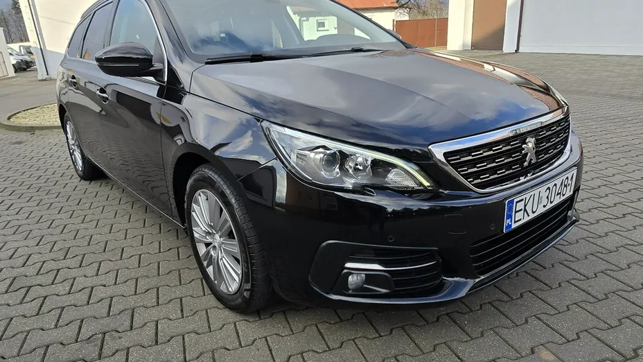 PEUGEOT 308 -