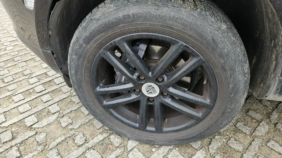 PORSCHE Cayenne -