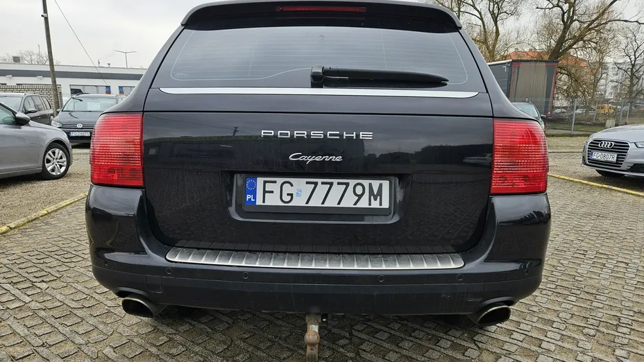 PORSCHE Cayenne -