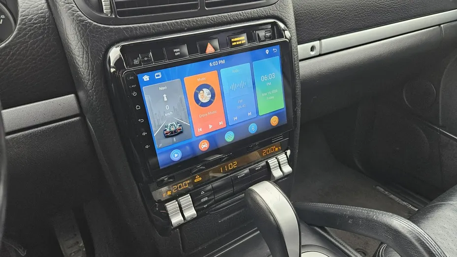 PORSCHE Cayenne -