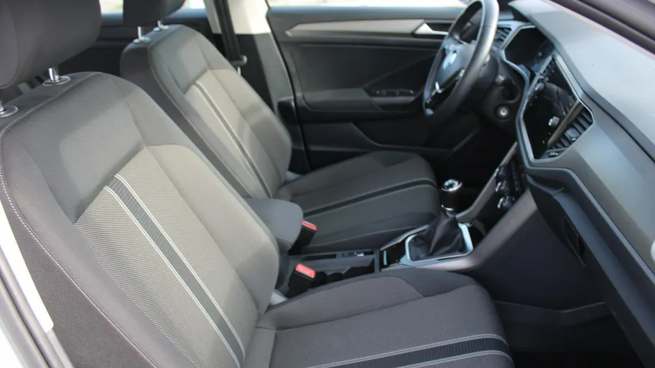 VOLKSWAGEN T-ROC -