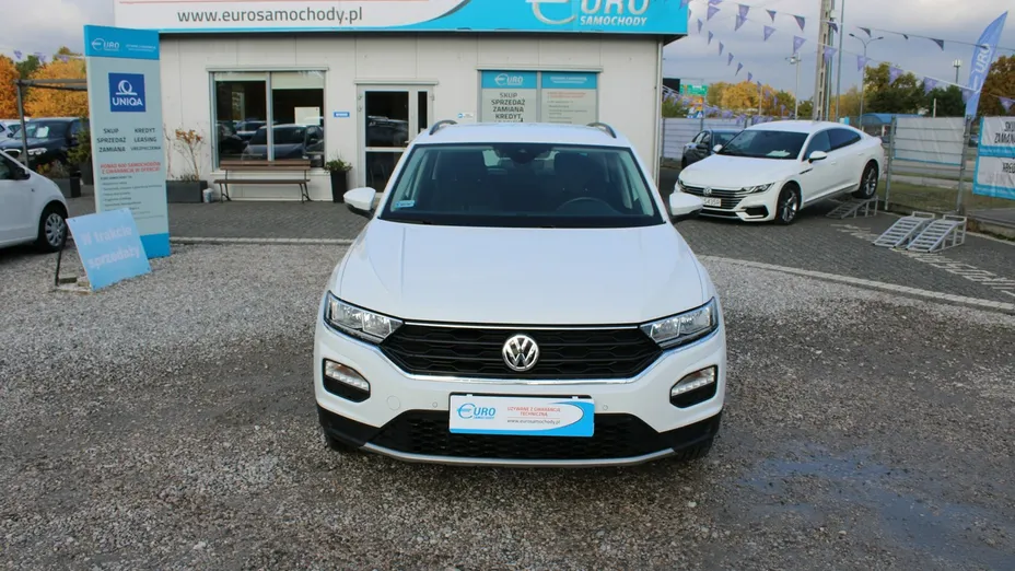 VOLKSWAGEN T-ROC -