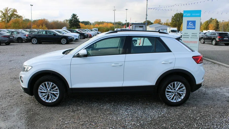VOLKSWAGEN T-ROC -