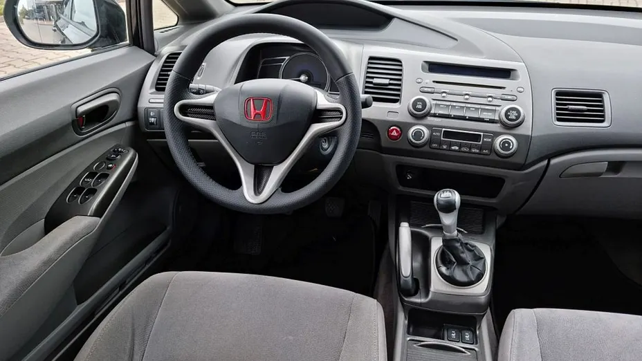 HONDA Civic -