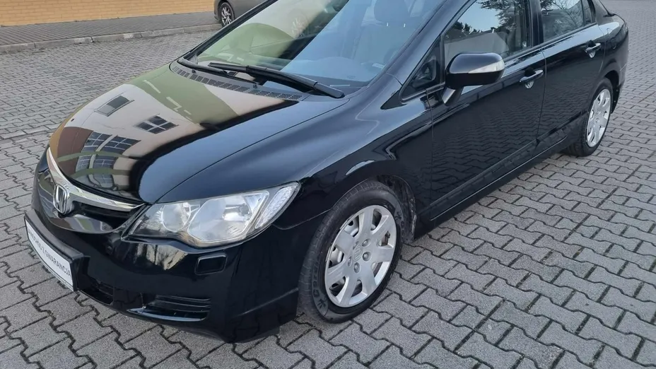 HONDA Civic -