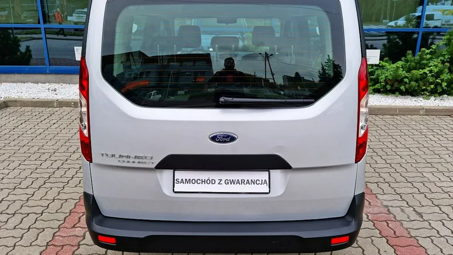 FORD Tourneo Connect -