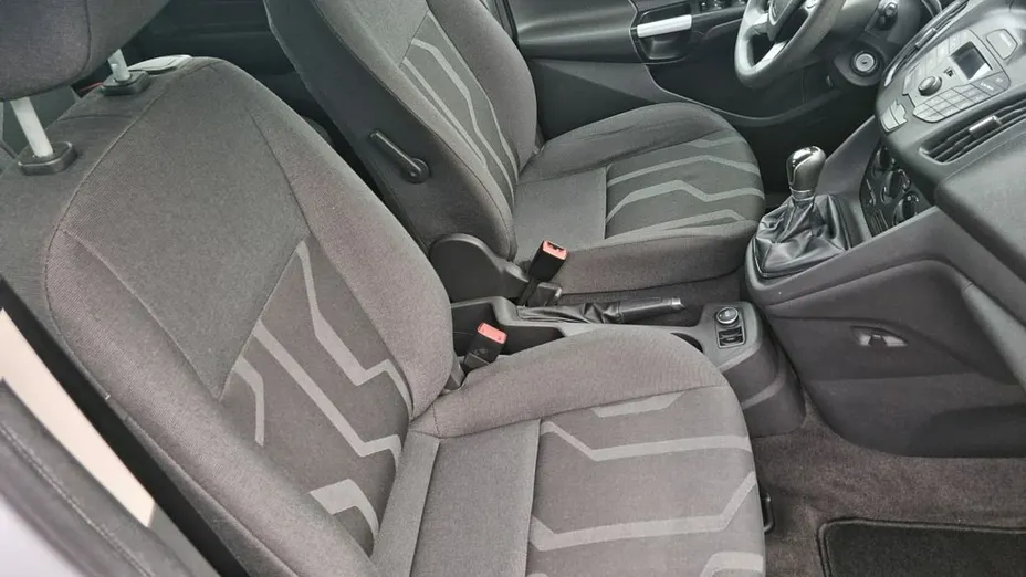 FORD Tourneo Connect -