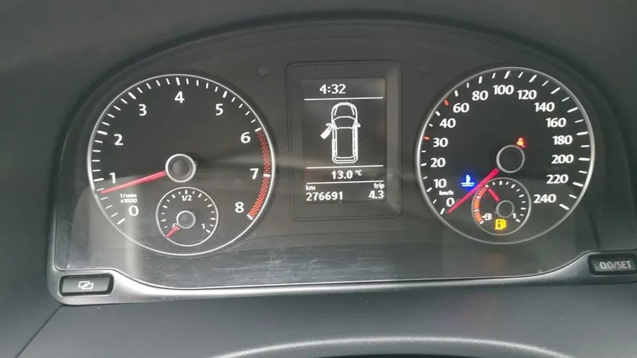 VOLKSWAGEN Caddy -