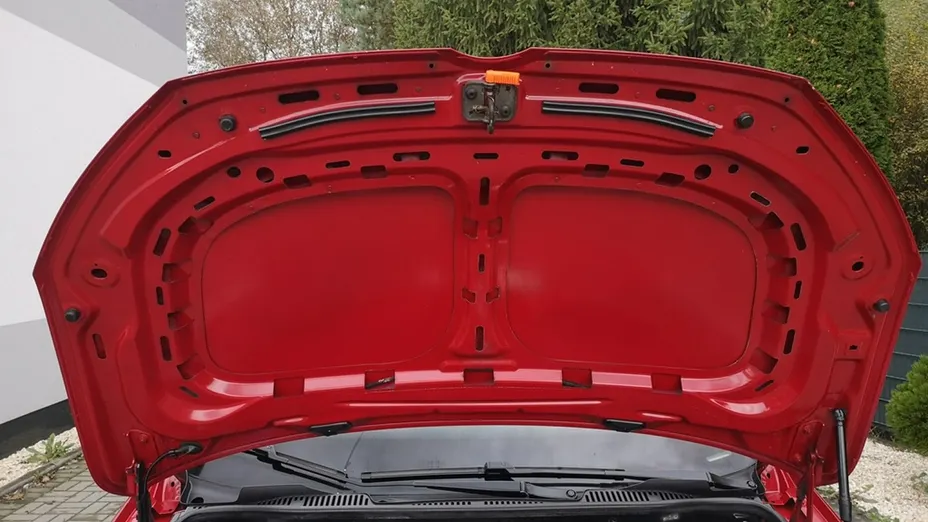 VOLKSWAGEN Caddy -