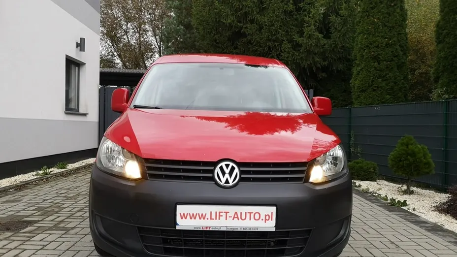 VOLKSWAGEN Caddy -