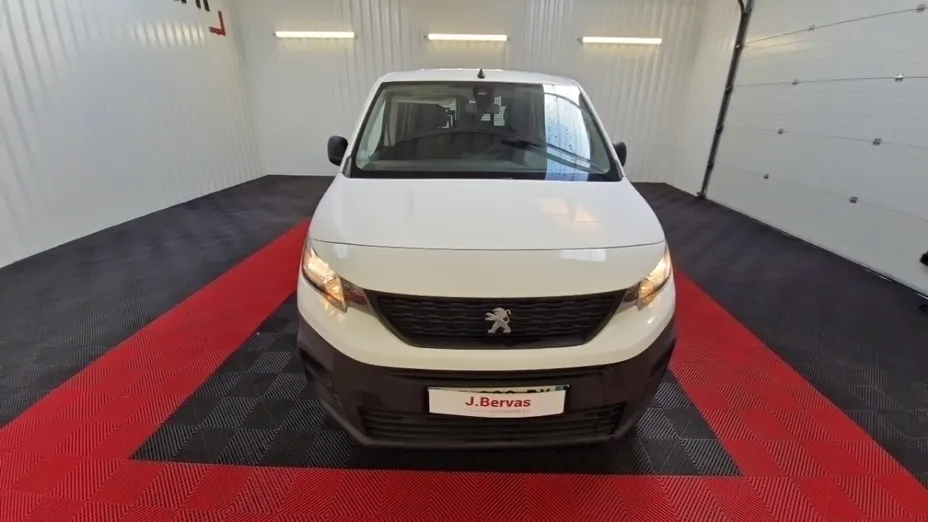 PEUGEOT Partner -