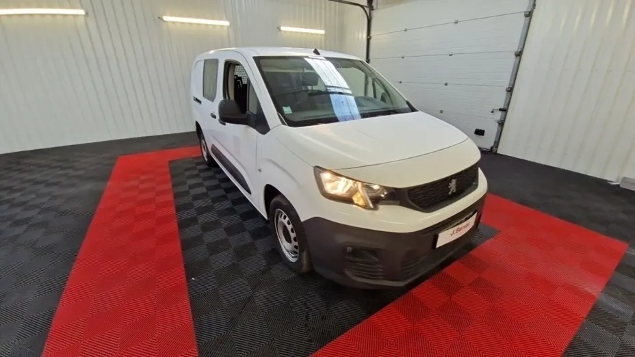 PEUGEOT Partner -