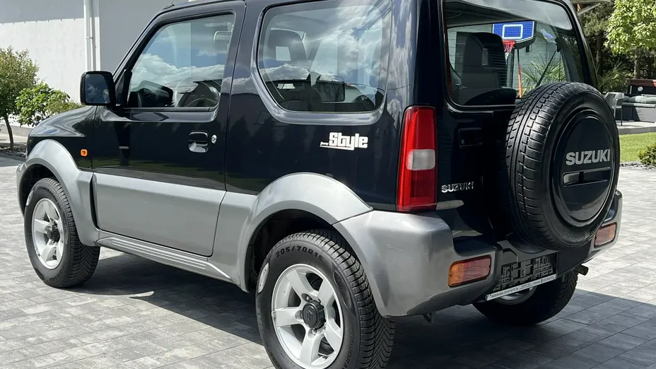 SUZUKI Jimny -