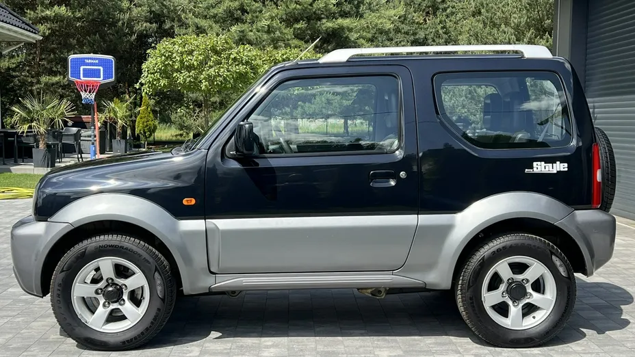 SUZUKI Jimny -