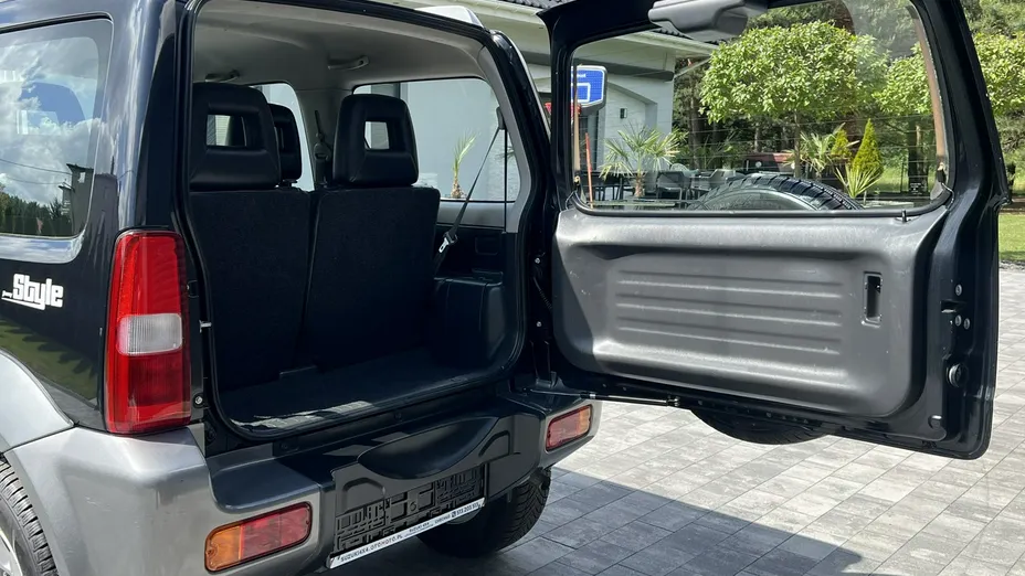 SUZUKI Jimny -