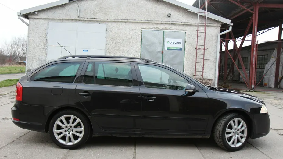 SKODA Octavia -