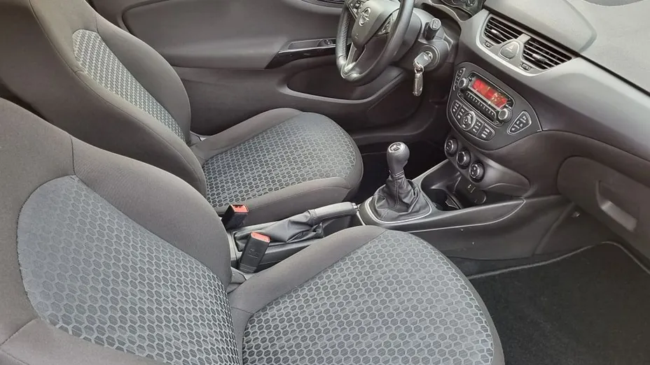 OPEL Corsa -