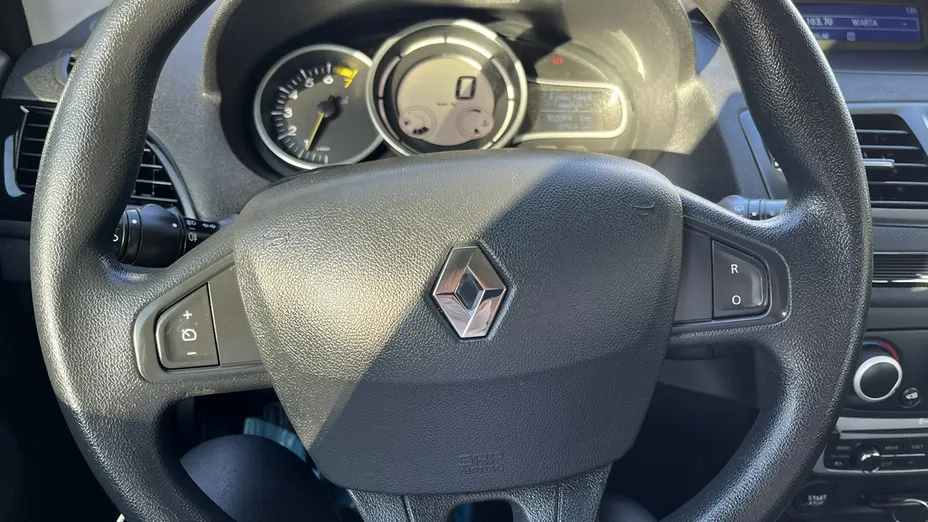RENAULT Megane -