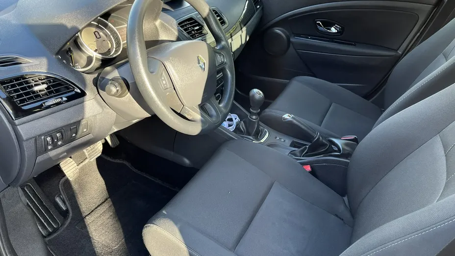 RENAULT Megane -