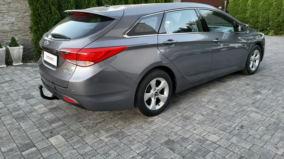 HYUNDAI i40 -